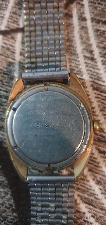 swatch saatlari: Vostok SSSR ISTEHSALI IWLEK VEZIYETDE QIYMETDE RAZILAWMAQ OLAR — 2