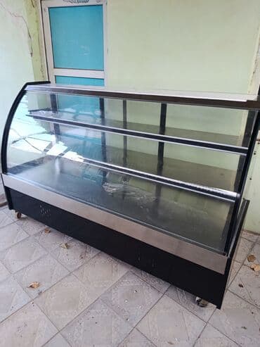 Dərin dondurucular: Şüşəli soyuducu vitrini – vitrin tipli nümayiş soyuducusu - Ön tərəfi — 4
