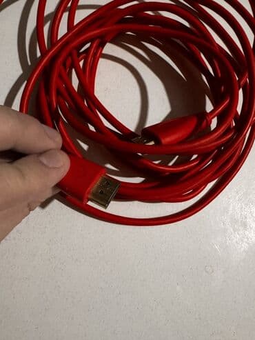 DVD və Blu-ray pleyerlər: HDMI kabel (5 metr) - Rəng: qırmızı - Uclar: 2x HDMI (tam ölçülü — 2
