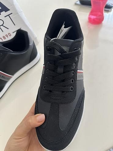 Botinkalar: U.S. Polo Assn. (USPA) kişi idman ayaqqabısı.43 razmer.yenidir — 2