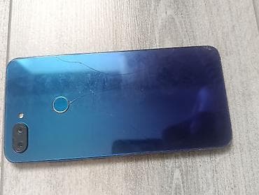 lg soyuducu matoru: Xiaomi Mi 8 Lite, 64 GB, rəng - Mavi, 
 Qırıq — 1