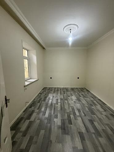 kupcalı ev: Bakı, 20-ci sahə, 3 otaqlı, Köhnə tikili, m. Elmlər Akademiyası, 76 kv. m — 4