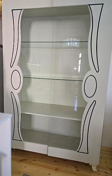 şüşe vitrin: Şüşəli dolab vitrini — 2