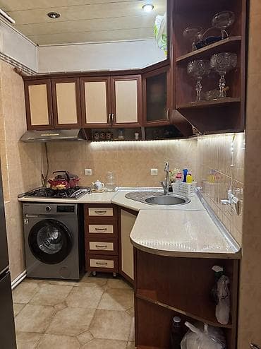 Mətbəx mebeli dəsti - Künc planlı, L formalı dizayn - Üst və alt — 1