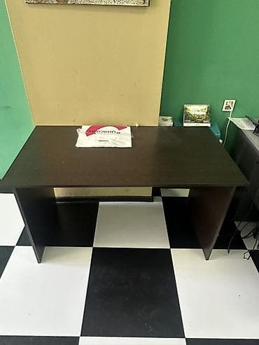 yumru masalar: Açılmayan, Dördbucaq masa — 7