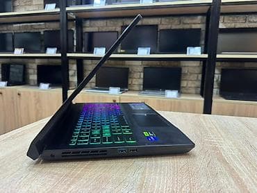 ssd: İşlənmiş MSI, 15.6 ", Intel Core i7, 1 TB, Ünvandan götürmə, Ödənişli çatdırılma, Rayonlara çatdırılma — 9