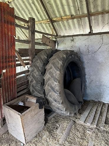 5 ulduz disk: Məhsul: Traktor arxa şinləri (cüt)
 Bir ədədinin kameridə var — 2