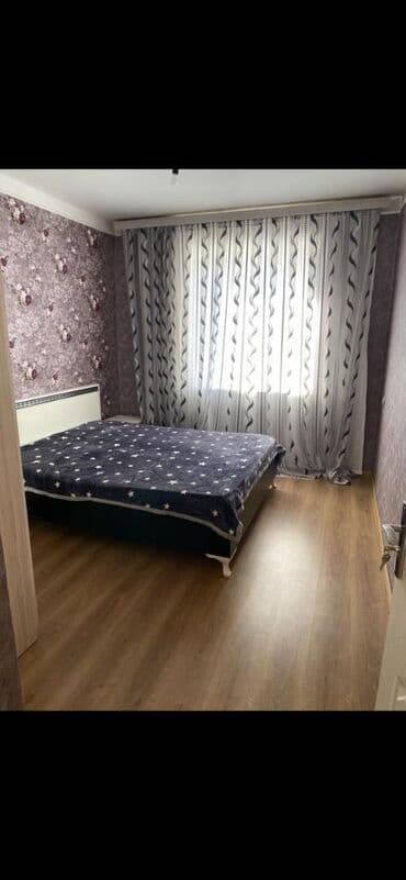 7 ci mikrorayon yeni tikili: 28 may metrosunun yaxınlığında xim qorodokun binalarında 9 mertebeli — 15