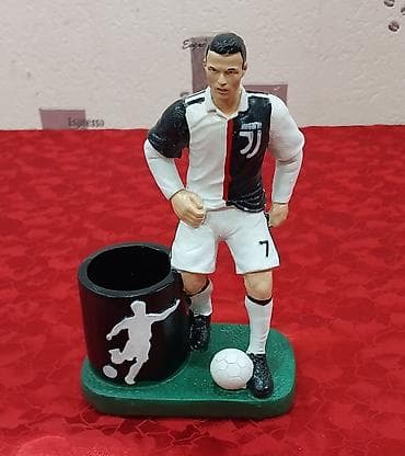 qələm dəsti: Ronaldo fiqur qələmqabı Juventus 7 nömrə Dizayn: Juventus formasında 7 — 1