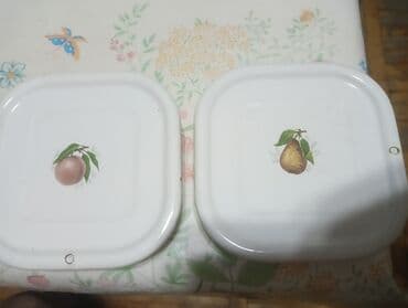 qazan qapaqları: Emal örtüklü kvadrat/qutu formalı qablar – 2 ədəd - Material: ağ emal — 2