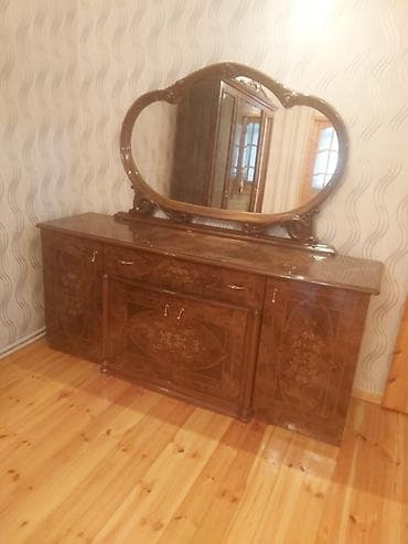 Güzgülü lalafo.az -da Güzgülü