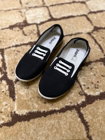 qaçış ayaqqabısı: Ölçü: 38, İşlənmiş — 1