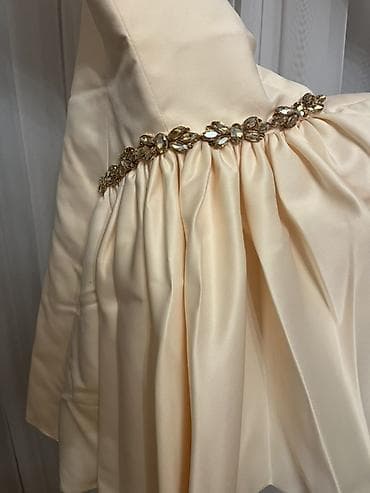 qış donları: Son zəngə tikilib.Bir dəfə geyinilib.XS-S razmer.Şampan rəngində, qısa — 3