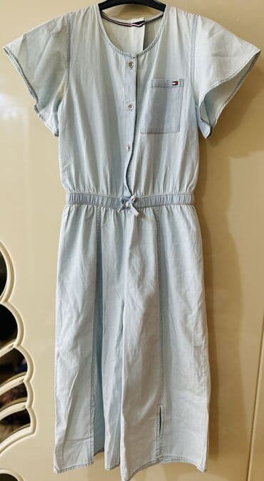 Pencəklər: Tulum. Tommy Hilfiger. Razmer 12-14 yaş Xarici brenddir. Tanıyanlar — 1