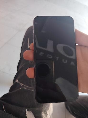 ayfon z: IPhone 11 Pro Max, 64 GB — 2