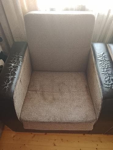 mebel divan: Qonaq otağı üçün yumşaq mebel dəsti: 1 ədəd üçyerlik divan və 2 ədəd — 4