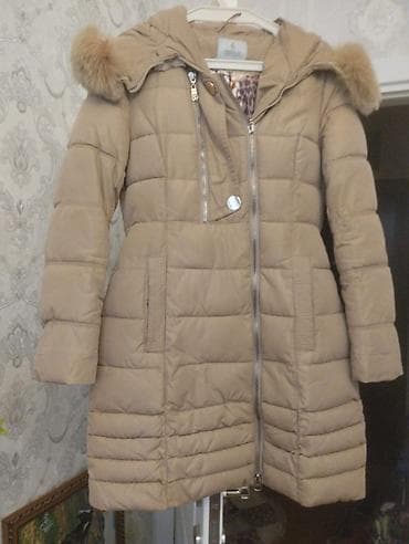 Qadın üçün qışlıq pufik palto - Rəng: bej - Uzunluq: orta (buddan