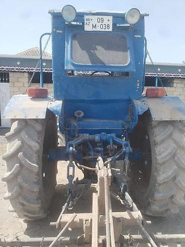 vaz radiatoru: Traktor MTZ seriyası (mavi rəng) - Güclü dörd təkərli arxa ötürücü — 5