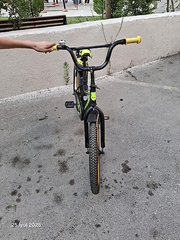velesiped: Uşaqlar üçün velosipeddir. Yaxşı vəziyyətdədir. Real alıcıya endirim — 2
