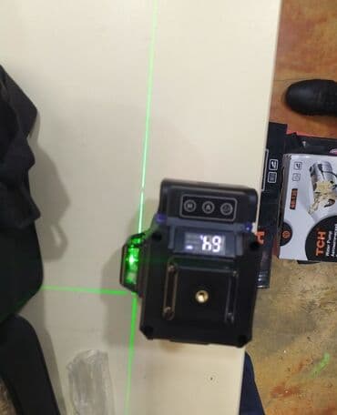 mətanət a qiyməti: Uroven 3D Lazer stul üsdu Yeni Keyfiyyətli Argenal Yaşıl şüa ilə — 3