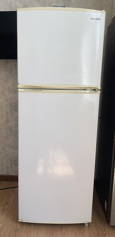 honor 7c pro: Yeni 2 qapılı Samsung Soyuducu Satılır, rəng - Ağ, Təkərli — 2