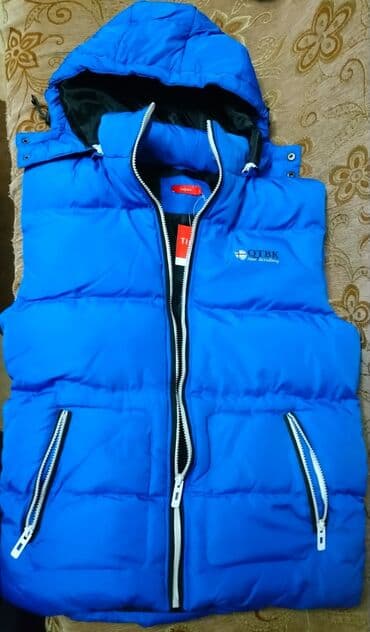gödəkçələr: Куртка - жилет. Новая. Два цвета белая и синяя. Модная и удобная — 1