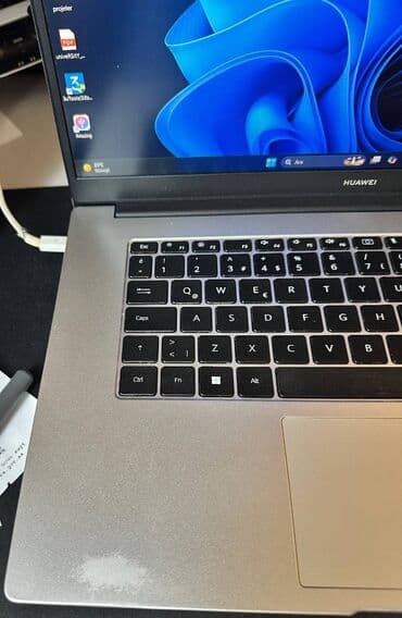 huawei matebook d15: AMD Ryzen 5, 8 ГБ ОЗУ, 15.6 " — 7