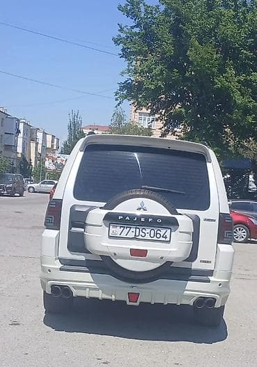 205 65 16: Mitsubishi Pajero: 3.8 l | 2013 il 25200 km Ofrouder/SUV — 2