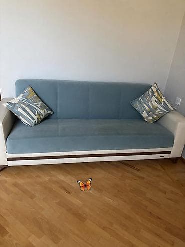 Bellonanın divanı 199₼. açılır,baza var. problemsizdir.Ünvan Savalan