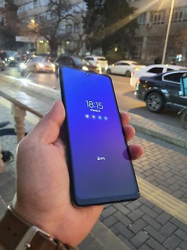 2 ci el apple 11: Samsung Galaxy A51, 128 GB, rəng - Göy, Zəmanət, Sensor, İki sim kartlı — 2