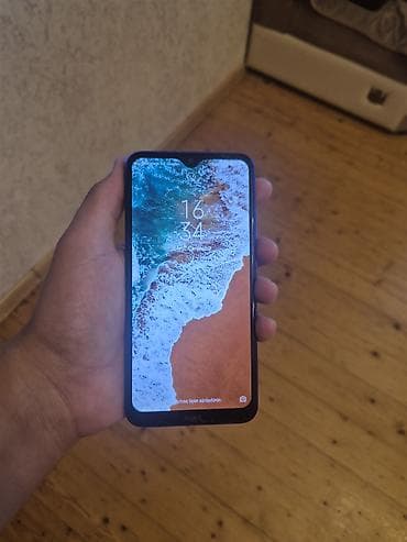 blu ray: Xiaomi 32 GB, rəng - Göy, 
 İki sim kartlı — 2