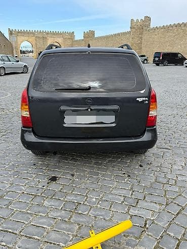 bmw x7 2009: Opel Astra: 1.6 l | 2000 il 455456 km Universal — 2