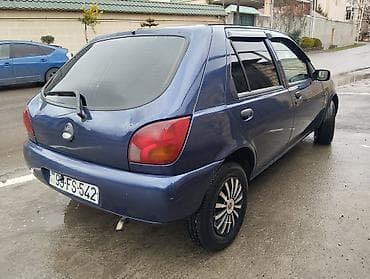 Aksesuarlar və tüninq: Ford Fiesta: 1.3 l | 1998 il 194000 km Hetçbek — 5