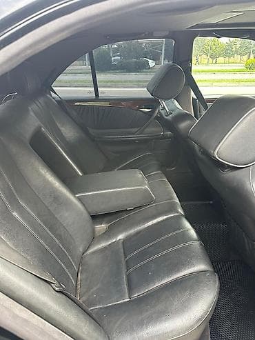 w210 stoplar: Mercedes-Benz E-Class W210 sedan - Kuzov: 4 qapılı sedan, qara rəng - — 5