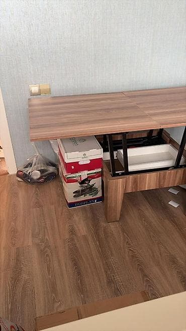 deyirmi masa: Di̇van-kravat, Qonaq otağı üçün, Transformer — 1