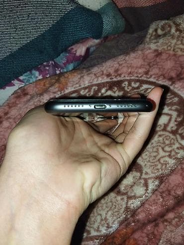 işlenmiş telefonlar ucuz: IPhone 11, 64 GB, Qara, Face ID — 2