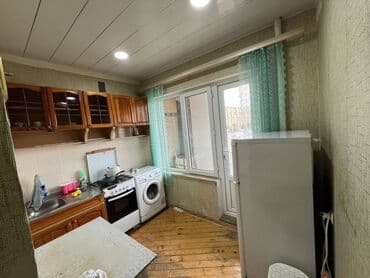 9 ci mikrorayon satilan evler: Bakı, 3 otaqlı, Köhnə tikili, m. Həzi Aslanov, 90 kv. m — 11