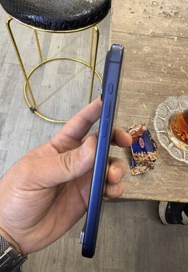 BMW: IPhone 17 Pro Max, 256 GB, Mavi, Barmaq izi, Face ID — 3