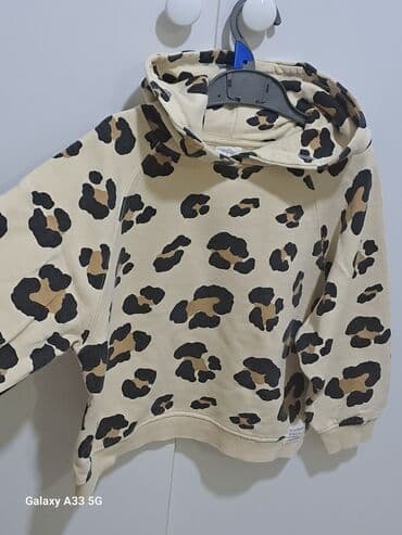 Zara 8 yaw,7-8 yawa gedir. 2 defe geyinib uwaq. 13 azn