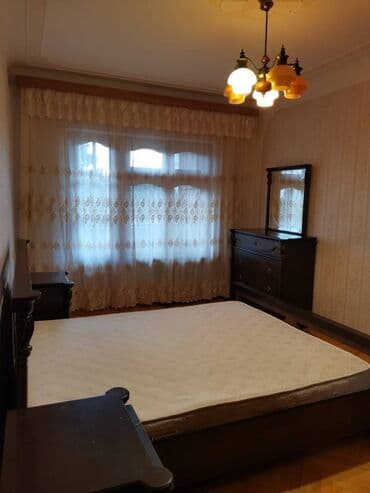 kirayə evlər ucuz: Azadliq metrosunun yaxınlığında (8-ci mikrarayonda) 9 mertebeli — 5