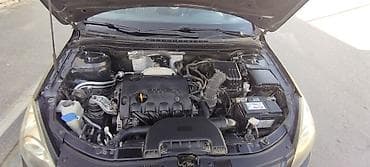 avto disklər: Hyundai i30 hatchback – qara rəng, AZ nömrə nişanı 77-SC-848. Şəhər — 10