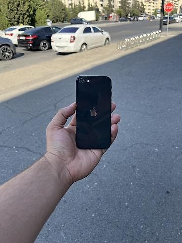 IPhone SE 2020, 64 GB, Qara — 1