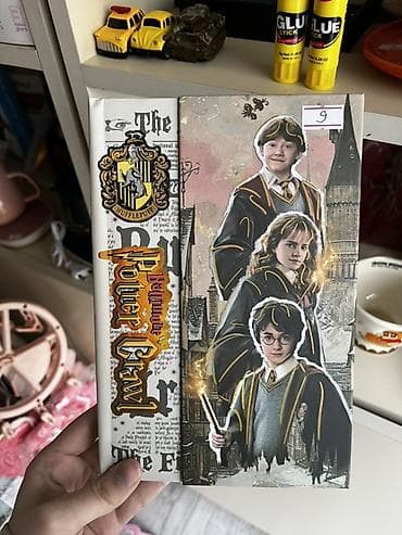 dəftər üzləri şəkilləri: Harry Potter temalı xətkeşli dəftər - Dizayn: Qapaqda sehr aləminin — 1