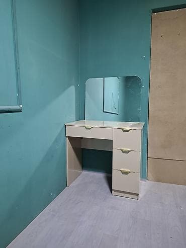 Yeni, Açılan, Laminat, Künc masa lalafo.az -da Yeni, Açılan, Laminat, Künc masa
