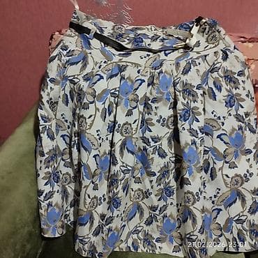 Plaşlar: - Qadın ətəyi - A-çəkmə kəsimli, qabarıq büzməli model - Kəmər yeri — 1