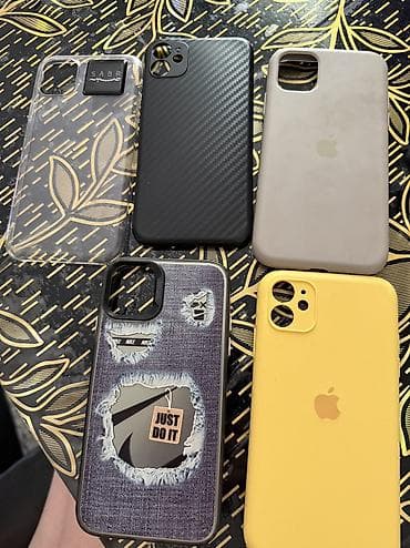 Məhsul: iPhone 11 üçün müxtəlif telefon örtükləri dəsti Komplektdə — 2