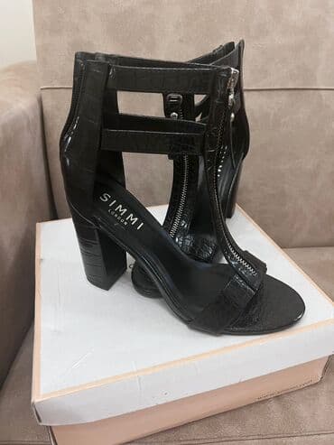 Ölçü: 37, rəng - Qara, Yeni