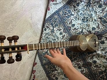 Musiqi alətləri: Tar – milli simli musiqi aləti - Korpus: iki hissəli armud formalı — 3