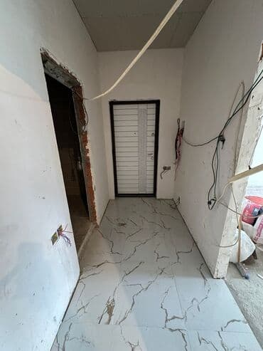 tağıyev qəsəbəsində: Studiya, Yeni tikili, 50 kv. m — 2