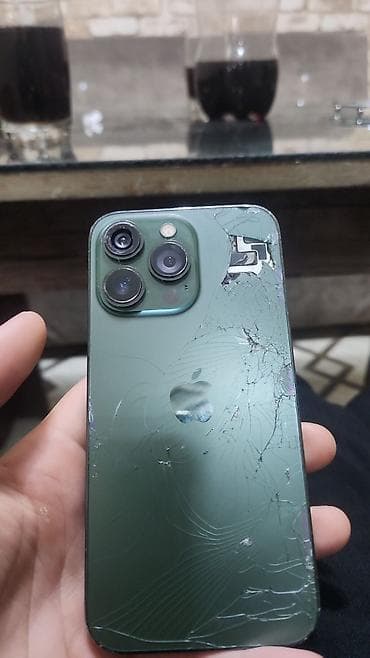 iphone telfonlar: IPhone 13 Pro, Yaşıl, Qırıq — 1